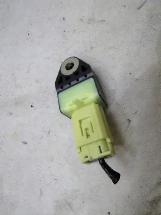 8983175020 Датчик удара Toyota Prius 3 Арт e8371454, вид 2
