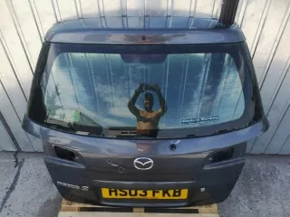  Крышка багажника (дверь 3-5) Mazda 2 DE Арт e8377534, вид 2