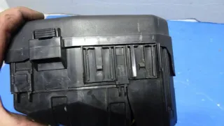 KD45675X0B Блок предохранителей Mazda 6 3 Арт e8429698, вид 3