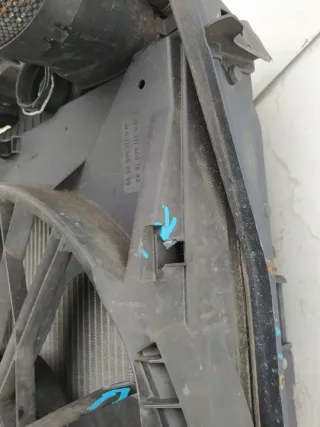  Передняя панель крепления облицовки (телевизор) Mercedes CLS C219 Арт e8486842, вид 9