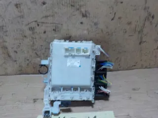 8273042020 Блок предохранителей Toyota Rav 4 3 Арт e8530230, вид 2