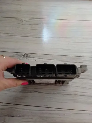 237100914R Блок управления двигателем Renault Megane 3 Арт e8533442, вид 3