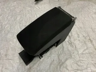 3C0863319AP Подлокотник Volkswagen Passat B7 Арт e8537277, вид 2