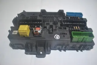 13206760HH Блок предохранителей Opel Astra H Арт e8542124, вид 4