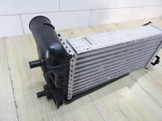 CV61-9L440-VD Интеркулер Ford Focus 3 Арт e8586827, вид 2