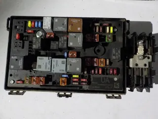 13368643 Блок предохранителей Opel Astra J Арт e8639303, вид 1