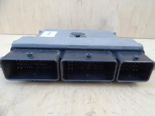 237103352R 237104736R Блок управления двигателем Renault Clio 4 Арт e8689738, вид 2