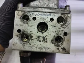 24463350 0273004648 Блок ABS Opel Zafira A Арт e8692435, вид 7