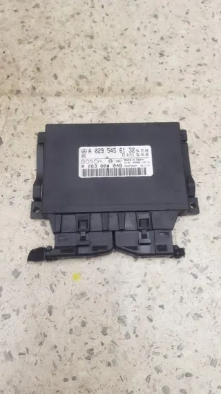 A0295456132 Блок предохранителей Mercedes S W220 Арт e8706273, вид 1