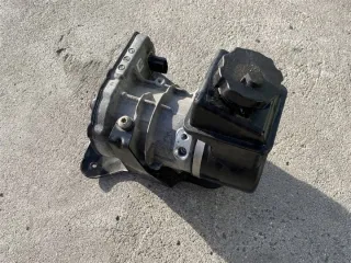 A1644601780 Насос гидроусилителя руля Mercedes ML W164 Арт e8710075, вид 3