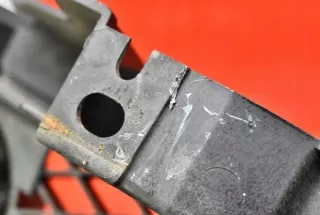 010050712 Решетка радиатора Mazda Premacy 1 Арт e8712313, вид 8