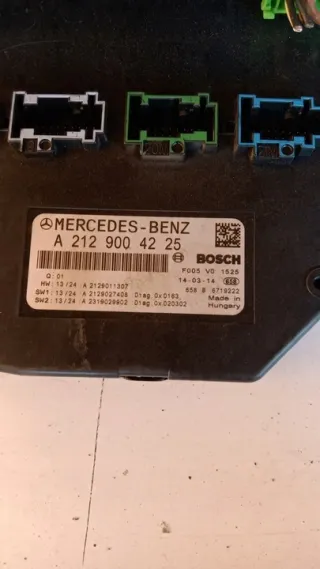2129009922 255613 Блок предохранителей Mercedes E C207 Арт e8733366, вид 2