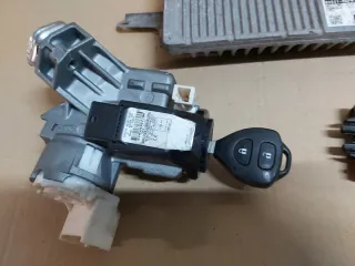 89661-0DP61 Блок управления двигателем Toyota Yaris 3 Арт e8743489, вид 3