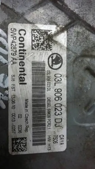 03L906023DL Блок управления двигателем Skoda Fabia 2 Арт e8746818, вид 2