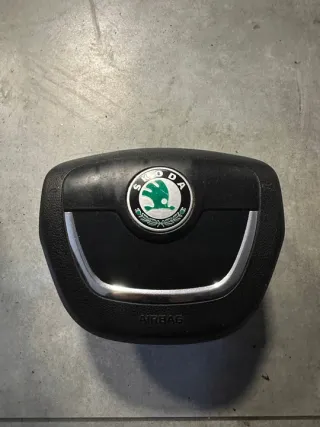 1Z0880201AH Подушка безопасности Skoda Superb 2 Арт e8770993, вид 1