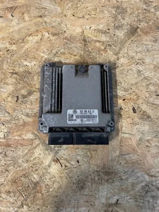 03G906016JK Блок управления двигателем Volkswagen Jetta 5 Арт e8787640, вид 1