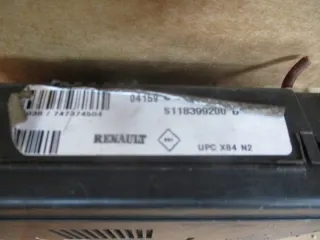 S118399200D Блок предохранителей Renault Megane 2 Арт e8801022, вид 3