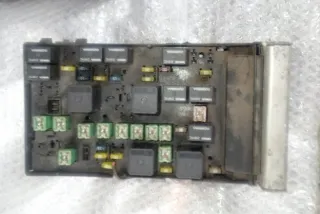 04727079AC Блок предохранителей Chrysler Voyager 4 Арт e8831799, вид 3