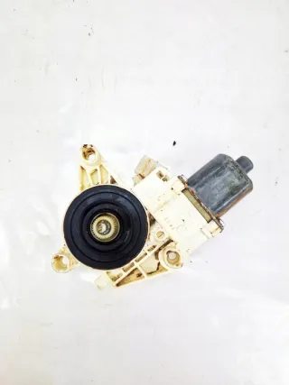 A2469065100 Моторчик стеклоподъемника Mercedes A W176 Арт e8858927, вид 4