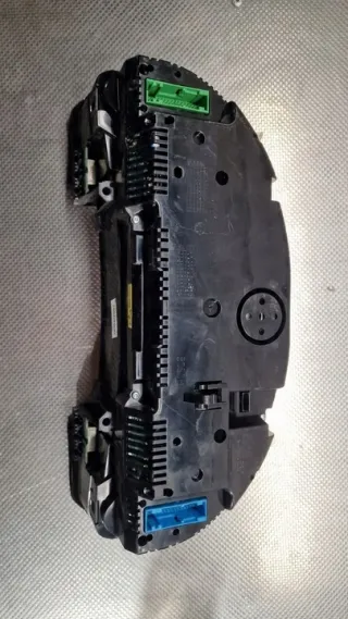 8E0920932A Щиток приборов (приборная панель) Audi A4 B7 Арт e8946317, вид 2