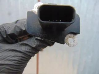 8V21-12B579-AA Расходомер воздуха Ford Fiesta 5 Арт e8949762, вид 3