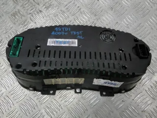 5J0920810C Щиток приборов (приборная панель) Skoda Fabia 2 Арт e9024654, вид 3