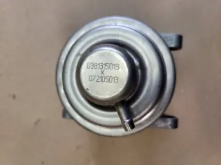 038131501S 038129637D Клапан EGR Volkswagen Golf 5 Арт e9038595, вид 3