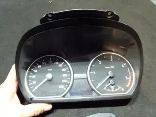 2154606 Щиток приборов (приборная панель) BMW 1 E81/E82/E87/E88 Арт e9052214, вид 1