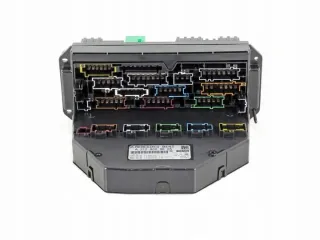 A2129009605 2129009605 Блок предохранителей Mercedes C W204 Арт e9070023, вид 4