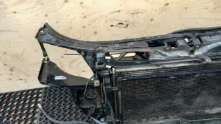  Передняя панель крепления облицовки (телевизор) Audi A4 B7 Арт e9100310, вид 3