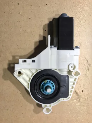8K0959802A Моторчик стеклоподъемника Audi A5 (S5,RS5) 1 Арт e9108246, вид 3