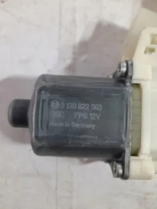 A2048200542 A2048200142 Моторчик стеклоподъемника Mercedes GLK X204 Арт e9108931, вид 9