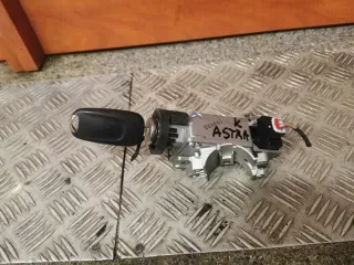 13396112 39079952 Замок зажигания Opel Astra K Арт e9117529, вид 1