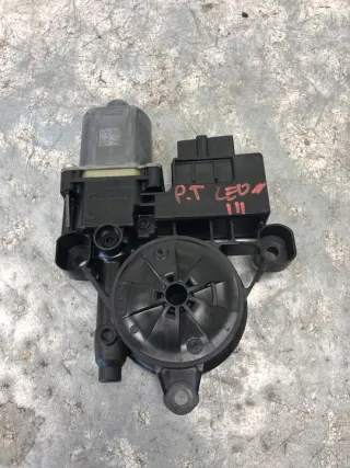 5Q0959812A Моторчик стеклоподъемника Seat Leon 3 Арт e9125973, вид 2