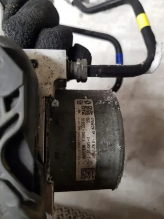 476605919R Блок ABS Renault Trafic 3 Арт e9136778, вид 2