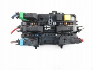 13181278DP Блок предохранителей Opel Astra H Арт e9157884, вид 1