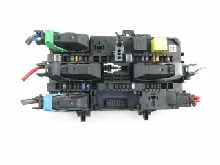 13181278DP Блок предохранителей Opel Astra H Арт e9157884, вид 8