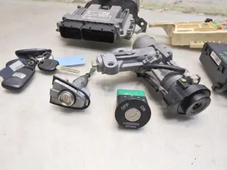 39113-27826 0281015374 E2CM4T4EI01S 95400-2B480 5WY8135F Блок управления двигателем Hyundai Santa FE 2 (CM) Арт e9169953, вид 2