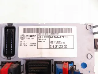 51744897 Блок предохранителей Fiat Doblo 1 Арт e9186889, вид 2