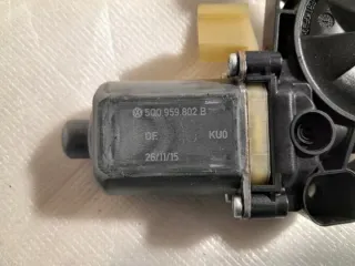 5Q0959802B Моторчик стеклоподъемника Audi S3 8V Арт e9207121, вид 2