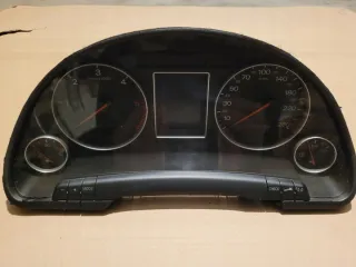 8E0920900K Щиток приборов (приборная панель) Audi A4 B6 Арт e9216325, вид 3