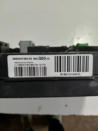 9665547480 Блок предохранителей Citroen C4 2 Арт e9220307, вид 4