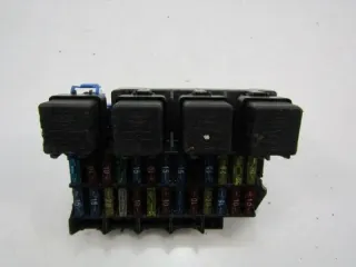 243110E000 Блок предохранителей Ford Maverick 2 Арт e9220537, вид 2