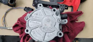 06K145100AE Насос вакуумный Audi A4 B9 Арт e9226417, вид 1