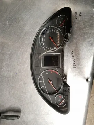 8E0920900L Щиток приборов (приборная панель) Audi A4 B6 Арт e9242877, вид 1