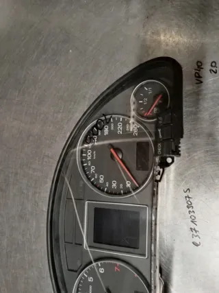 8E0920900L Щиток приборов (приборная панель) Audi A4 B6 Арт e9242877, вид 4