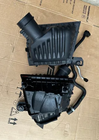 8513944 8513916 Корпус воздушного фильтра BMW 1 F40 Арт e9244039, вид 1