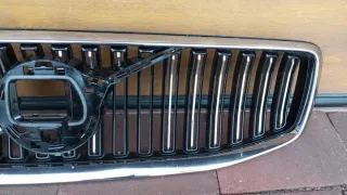 2018-2021-ATRAPA 32291436 Решетка радиатора Volvo S60 3 Арт e9253250, вид 3