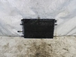 8E0260401R Радиатор кондиционера Audi A4 B7 Арт e9253544, вид 1