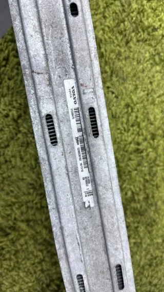 31338475 Интеркулер Volvo S60 2 Арт e9333231, вид 3